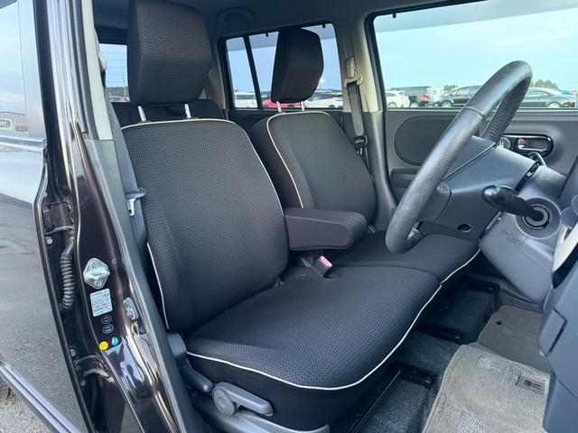 アルトラパン Xセレクション ★4WD★CVT★HIDヘッドランプ/オートライト/スマートキー/プッシュスタート/オートエアコン/LEDリアコンビランプ/革巻きステアリング/バニティミラー(運転席/助手席)/メッキドアハンドル(59枚目)