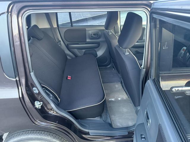 アルトラパン Xセレクション ★4WD★CVT★HIDヘッドランプ/オートライト/スマートキー/プッシュスタート/オートエアコン/LEDリアコンビランプ/革巻きステアリング/バニティミラー(運転席/助手席)/メッキドアハンドル(61枚目)