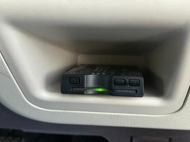 ポルテ X ★4WD★パワースライドドア/バックカメラ/ステアリングスイッチ/純正ナビ/TV/CD/Bluetooth/ETC/フォグランプ/ウォークスルー/キーレス/禁煙車(21枚目)