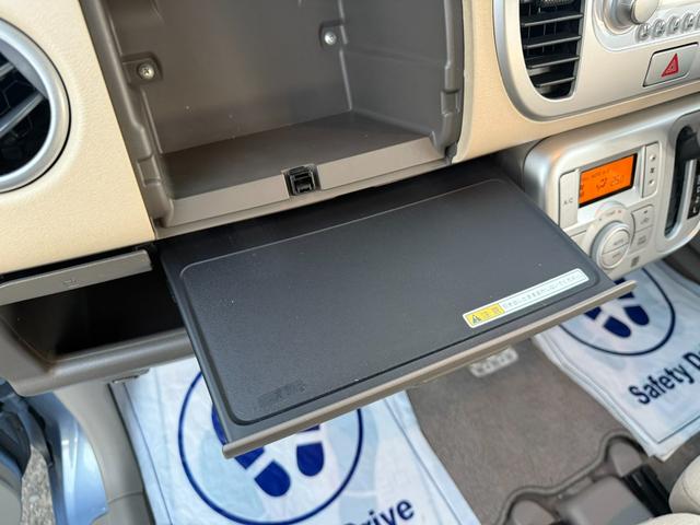 MRワゴン X オートエアコン/スマートキー/キーレス/ABS/電動格納ミラー/ブラックフロントピラー/アルミホイール/バニティミラー/シートリフター(運転席)/シートアンダートレイ(助手席)/CD/6スピーカー(14枚目)