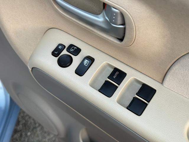 MRワゴン X オートエアコン/スマートキー/キーレス/ABS/電動格納ミラー/ブラックフロントピラー/アルミホイール/バニティミラー/シートリフター(運転席)/シートアンダートレイ(助手席)/CD/6スピーカー(20枚目)