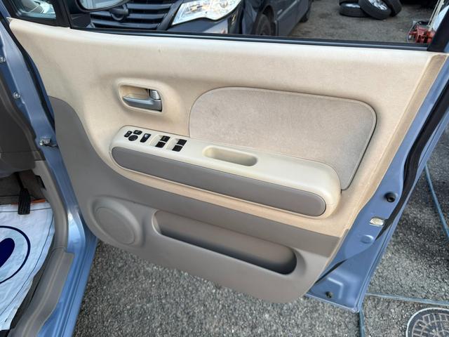 MRワゴン X オートエアコン/スマートキー/キーレス/ABS/電動格納ミラー/ブラックフロントピラー/アルミホイール/バニティミラー/シートリフター(運転席)/シートアンダートレイ(助手席)/CD/6スピーカー(21枚目)