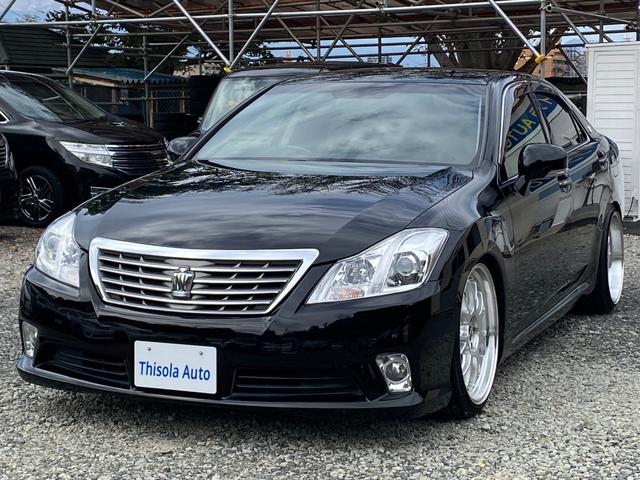 クラウン ロイヤルサルーン　（車検２年）　車高調ローダウン　社外２０インチアルミホイール　ナビ　ＴＶ　バックカメラ　ＥＴＣ　ウッドコンビステアリング　ＨＩＤオートライト　スマートキー　パワーシート　タイミングチェーンエンジン（7枚目）