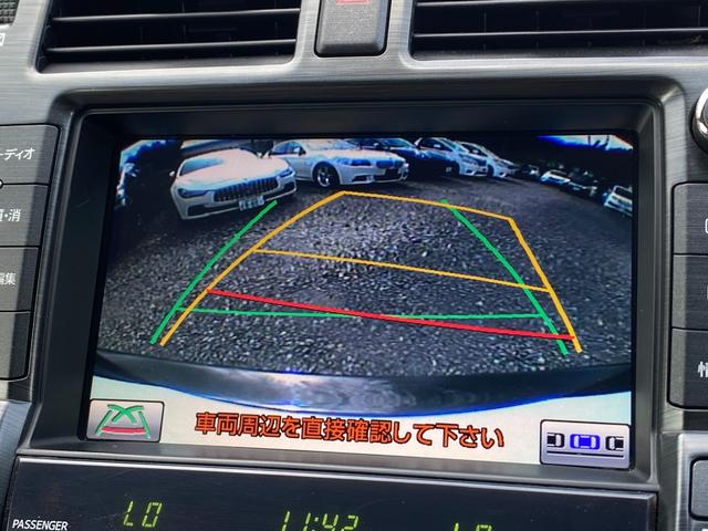 クラウン ロイヤルサルーン　（車検２年）　車高調ローダウン　社外２０インチアルミホイール　ナビ　ＴＶ　バックカメラ　ＥＴＣ　ウッドコンビステアリング　ＨＩＤオートライト　スマートキー　パワーシート　タイミングチェーンエンジン（27枚目）