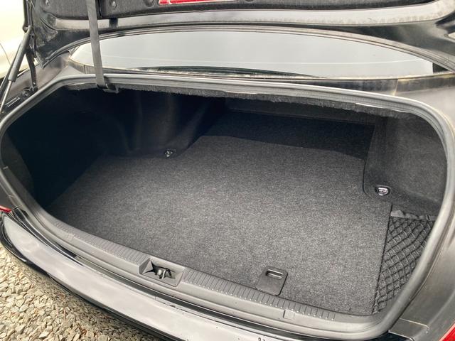 クラウン ロイヤルサルーン　（車検２年）　車高調ローダウン　社外２０インチアルミホイール　ナビ　ＴＶ　バックカメラ　ＥＴＣ　ウッドコンビステアリング　ＨＩＤオートライト　スマートキー　パワーシート　タイミングチェーンエンジン（51枚目）
