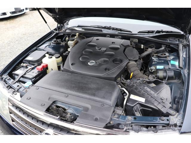 グロリア グランツーリスモ２５０Ｓ　ナビエディション　走行距離４．３万ｋｍ台　ナビ　ＥＴＣ　アルミホイール　ＡＴ　パワーシート　衝突安全ボディ　ＡＢＳ　タイミングチェーンエンジン　修復歴なし　旧車　セダン（46枚目）