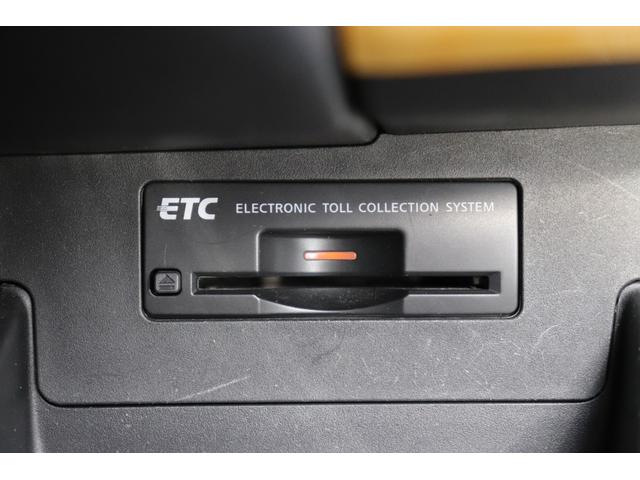 セレナ ハイウェイスター　（車検２年）　走行４．３万ｋｍ台　ガラスサンルーフ　ローダウン　１８インチＡＷ　ナビＴＶ３６０°カメラ　クリアランスソナー　両側電動スライドドア　エンジンスターター　タイミングチェーンエンジン（28枚目）