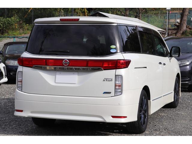 エルグランド 250ハイウェイスター (車検2年)ナビ フルセグTV Bluetoothオーディオ 360°カメラ 後席用フリップダウンモニター クリアランスソナー 両側電動スライドドア 黒半革 オットマン タイミングチェーンエンジン(12枚目)
