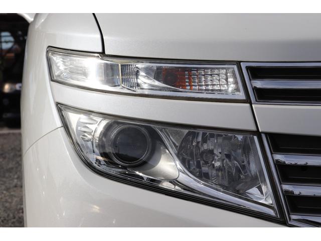 エルグランド 250ハイウェイスター (車検2年)ナビ フルセグTV Bluetoothオーディオ 360°カメラ 後席用フリップダウンモニター クリアランスソナー 両側電動スライドドア 黒半革 オットマン タイミングチェーンエンジン(14枚目)