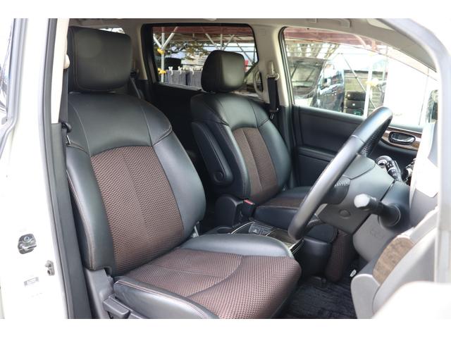 エルグランド 250ハイウェイスター (車検2年)ナビ フルセグTV Bluetoothオーディオ 360°カメラ 後席用フリップダウンモニター クリアランスソナー 両側電動スライドドア 黒半革 オットマン タイミングチェーンエンジン(35枚目)