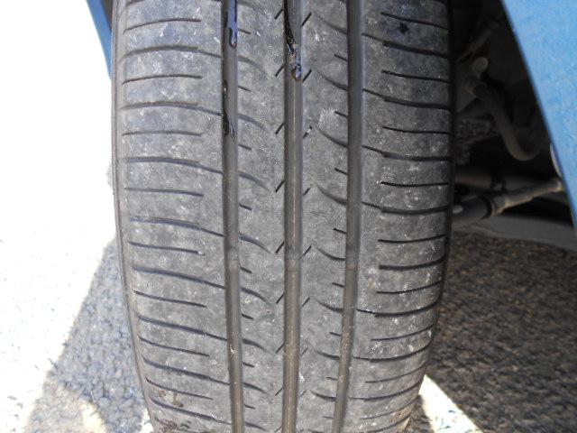 アクア Ｓ　ワンオーナー車　禁煙車　プッツシュスタート　Ｓキー　ナビＴＶ　ブルートゥース付　バックカメラ　オートライト　オートドアミラー（32枚目）