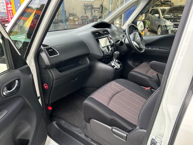 セレナ ハイウェイスター S-ハイブリッド プッシュスタート(19枚目)