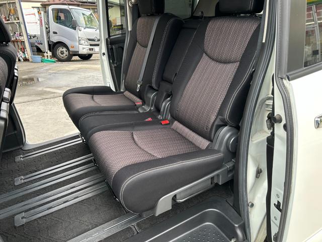 セレナ ハイウェイスター S-ハイブリッド プッシュスタート(20枚目)