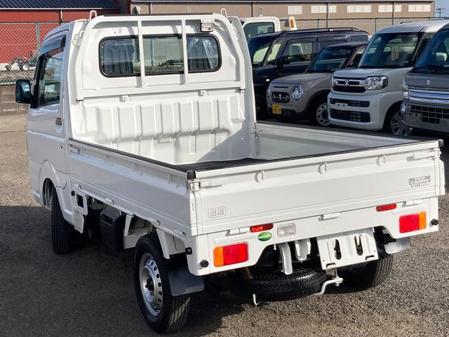 キャリイトラック ＫＣ農繁　３型　４ＷＤ　５ＭＴ　デフロック　荷台作業灯　４ＷＤ　５ＭＴ　デフロック　荷台作業灯　バックブザー　エアコン　パワステ　エアバッグ　ＡＢＳ（9枚目）