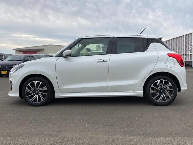 スイフト RS 3型 ディスプレイオーディオ *アウトレット* ディスプレイオーディオ スズキセーフティーサポート 衝突被害軽減システム 横滑り防止機能 衝突安全ボディ 盗難防止システム オートライト プッシュスタート シートヒーター オートエアコン(6枚目)