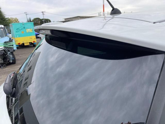 スイフト RS 3型 ディスプレイオーディオ *アウトレット* ディスプレイオーディオ スズキセーフティーサポート 衝突被害軽減システム 横滑り防止機能 衝突安全ボディ 盗難防止システム オートライト プッシュスタート シートヒーター オートエアコン(27枚目)