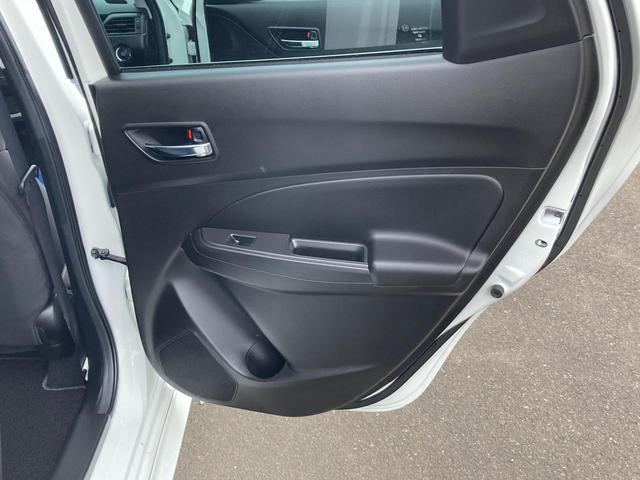 スイフト RS 3型 ディスプレイオーディオ *アウトレット* ディスプレイオーディオ スズキセーフティーサポート 衝突被害軽減システム 横滑り防止機能 衝突安全ボディ 盗難防止システム オートライト プッシュスタート シートヒーター オートエアコン(49枚目)