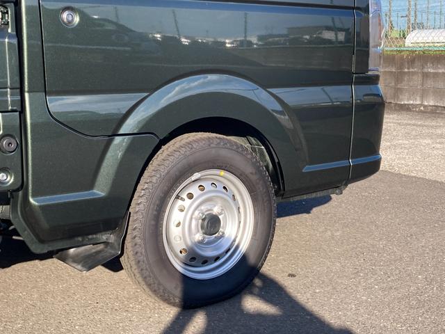 キャリイトラック KX 7型 4WD 5MT 4WD デフロック 純正CDオーディオ スズキセーフティーサポート 衝突被害軽減システム アイドリングストップ 横滑り防止機能 衝突安全ボディ キーレスエントリー(19枚目)