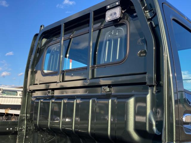 キャリイトラック KX 7型 4WD 5MT 4WD デフロック 純正CDオーディオ スズキセーフティーサポート 衝突被害軽減システム アイドリングストップ 横滑り防止機能 衝突安全ボディ キーレスエントリー(24枚目)