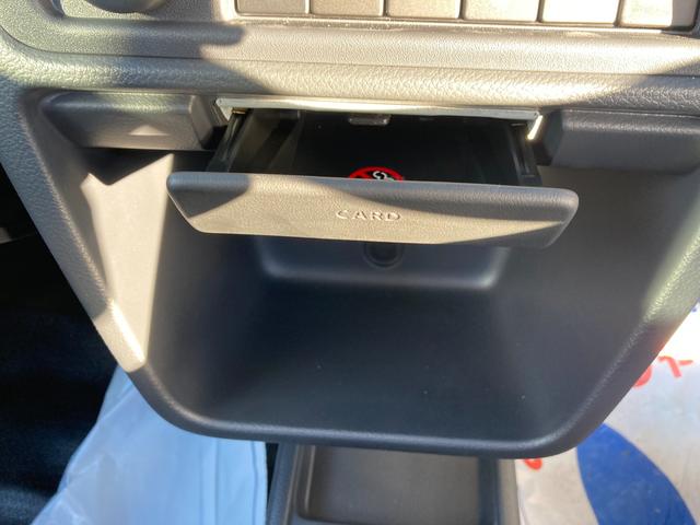 キャリイトラック KX 7型 4WD 5MT 4WD デフロック 純正CDオーディオ スズキセーフティーサポート 衝突被害軽減システム アイドリングストップ 横滑り防止機能 衝突安全ボディ キーレスエントリー(33枚目)