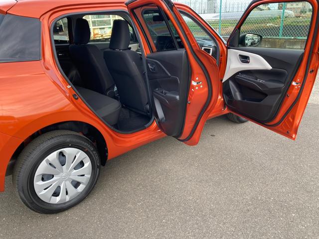 スイフト XG 4WD ディスプレイオーディオ アダプティブクルーズコントロール ディスプレイオーディオ スズキセーフティーサポート 衝突被害軽減システム 横滑り防止機能 衝突安全ボディ 盗難防止システム Bluetooth プッシュスタート(49枚目)