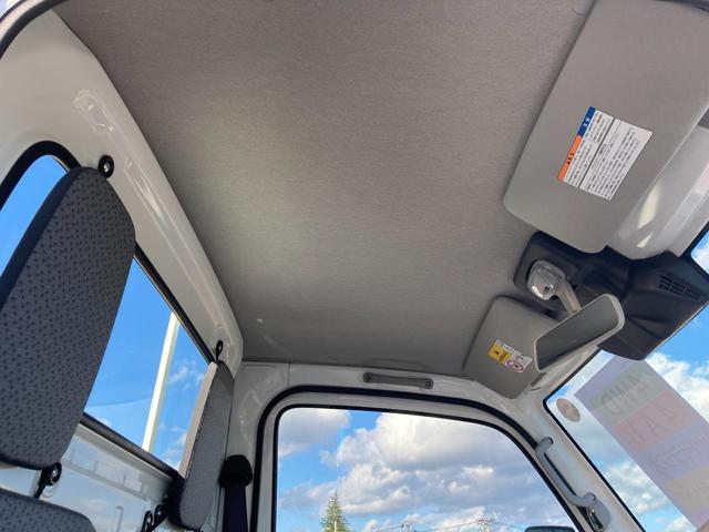キャリイトラック KCエアコンパワステ 6型 4WD 4AT 4WD AM/FMラジオ スズキセーフティーサポート 衝突被害軽減システム アイドリングストップ 横滑り防止機能 衝突安全ボディ(13枚目)