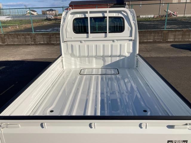 キャリイトラック KCエアコンパワステ 6型 4WD 4AT 4WD AM/FMラジオ スズキセーフティーサポート 衝突被害軽減システム アイドリングストップ 横滑り防止機能 衝突安全ボディ(18枚目)