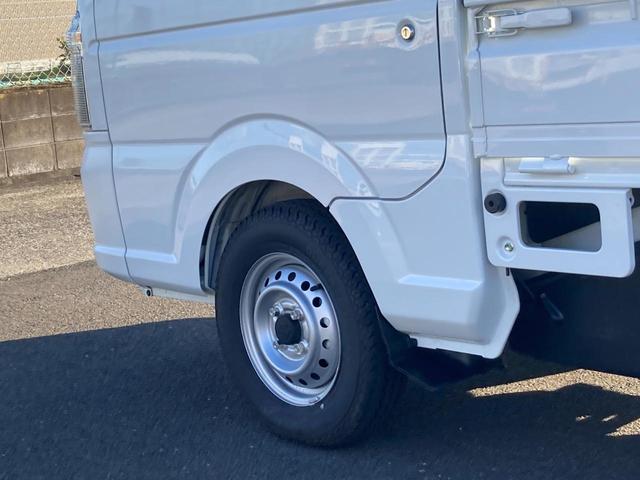 キャリイトラック KCエアコンパワステ 6型 4WD 4AT 4WD AM/FMラジオ スズキセーフティーサポート 衝突被害軽減システム アイドリングストップ 横滑り防止機能 衝突安全ボディ(21枚目)