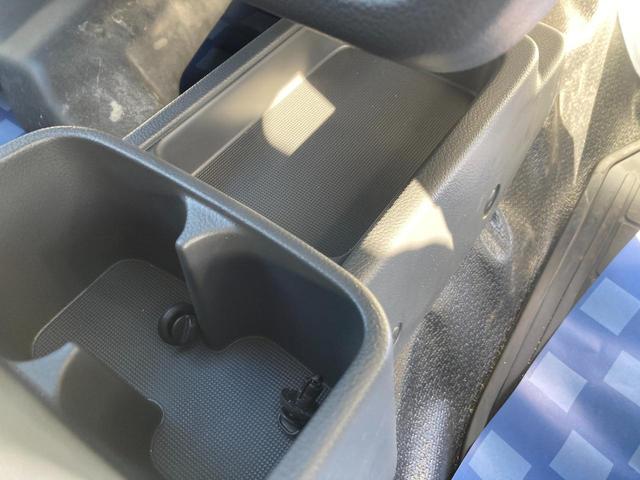 キャリイトラック KCエアコンパワステ 6型 4WD 4AT 4WD AM/FMラジオ スズキセーフティーサポート 衝突被害軽減システム アイドリングストップ 横滑り防止機能 衝突安全ボディ(34枚目)