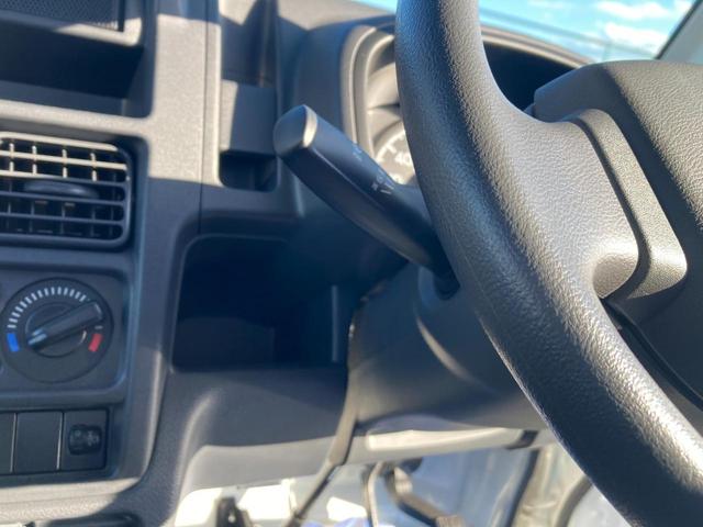 キャリイトラック KCエアコンパワステ 6型 4WD 4AT 4WD AM/FMラジオ スズキセーフティーサポート 衝突被害軽減システム アイドリングストップ 横滑り防止機能 衝突安全ボディ(38枚目)