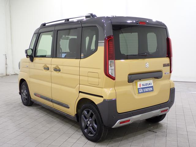 スペーシア ギア　ＨＹＢＲＩＤ　ＸＺターボ　４ＷＤ　全方位ナビ　ナビ　全方位カメラ　ステアリングヒーター　４ＷＤ　スズキセーフティーサポート　衝突被害軽減システム　アイドリングストップ　横滑り防止機能　衝突安全ボディ　盗難防止システム　スライドドア　シートヒーター（3枚目）