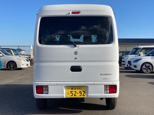 エブリイ PC 6型 4WD CVT パートタイム4WD CVT スズキセーフティーサポート 衝突被害軽減システム アイドリングストップ 横滑り防止機能 衝突安全ボディ オートライト スライドドア シートヒーター(3枚目)