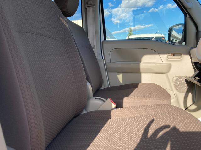 エブリイ PC 6型 4WD CVT パートタイム4WD CVT スズキセーフティーサポート 衝突被害軽減システム アイドリングストップ 横滑り防止機能 衝突安全ボディ オートライト スライドドア シートヒーター(13枚目)