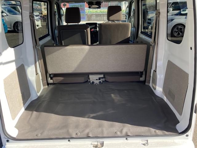 エブリイ PC 6型 4WD CVT パートタイム4WD CVT スズキセーフティーサポート 衝突被害軽減システム アイドリングストップ 横滑り防止機能 衝突安全ボディ オートライト スライドドア シートヒーター(18枚目)