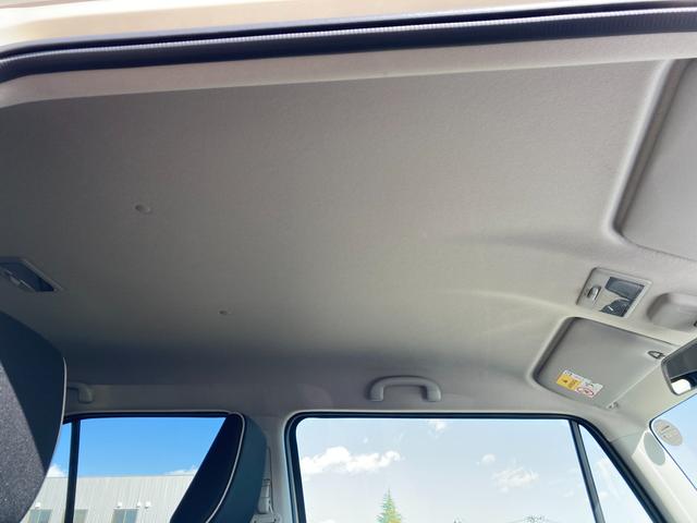 クロスビー HYBRID MV 4型 アダプティブクルーズコントロール スズキセーフティーサポート 衝突被害軽減システム アイドリングストップ 横滑り防止機能 衝突安全ボディ 盗難防止システム オートライト プッシュスタート シートヒーター オートエアコン ターボ(12枚目)