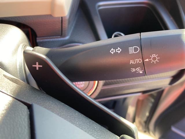 クロスビー HYBRID MV 4型 アダプティブクルーズコントロール スズキセーフティーサポート 衝突被害軽減システム アイドリングストップ 横滑り防止機能 衝突安全ボディ 盗難防止システム オートライト プッシュスタート シートヒーター オートエアコン ターボ(40枚目)