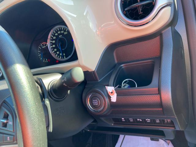 クロスビー HYBRID MV 4型 アダプティブクルーズコントロール スズキセーフティーサポート 衝突被害軽減システム アイドリングストップ 横滑り防止機能 衝突安全ボディ 盗難防止システム オートライト プッシュスタート シートヒーター オートエアコン ターボ(43枚目)