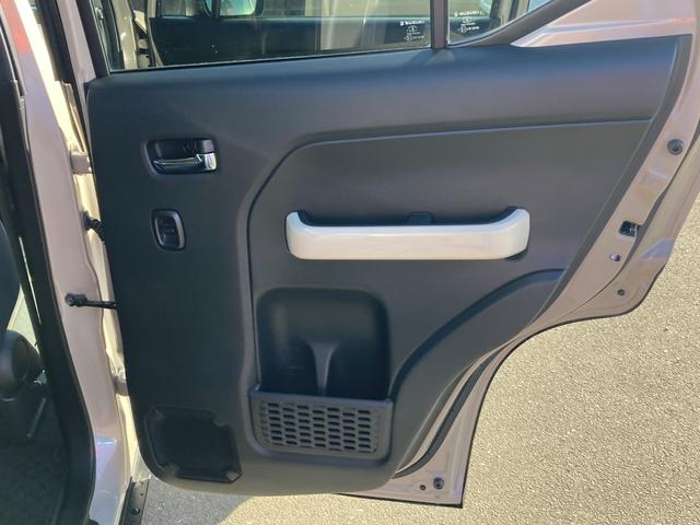 クロスビー HYBRID MV 4型 アダプティブクルーズコントロール スズキセーフティーサポート 衝突被害軽減システム アイドリングストップ 横滑り防止機能 衝突安全ボディ 盗難防止システム オートライト プッシュスタート シートヒーター オートエアコン ターボ(49枚目)