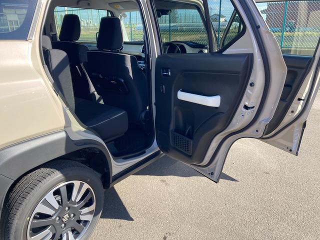 クロスビー HYBRID MV 4型 アダプティブクルーズコントロール スズキセーフティーサポート 衝突被害軽減システム アイドリングストップ 横滑り防止機能 衝突安全ボディ 盗難防止システム オートライト プッシュスタート シートヒーター オートエアコン ターボ(50枚目)