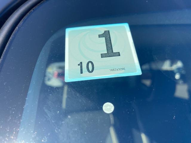 クロスビー HYBRID MV 4型 アダプティブクルーズコントロール スズキセーフティーサポート 衝突被害軽減システム アイドリングストップ 横滑り防止機能 衝突安全ボディ 盗難防止システム オートライト プッシュスタート シートヒーター オートエアコン ターボ(52枚目)