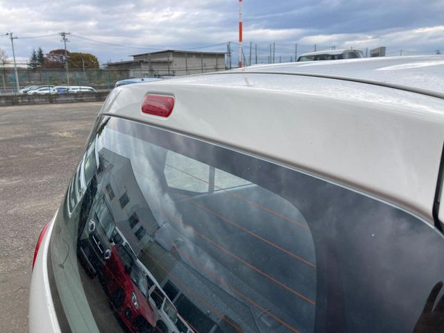 アルト ！先行初売！Ｌ　２型　＊アウトレット＊　社外アルミホイール　スズキセーフティーサポート　衝突被害軽減システム　アイドリングストップ　横滑り防止機能　衝突安全ボディ　オートライト　シートヒーター　キーレスエントリー　マニュアルレベリング（28枚目）