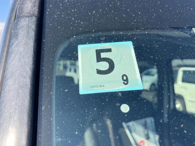 スペーシアカスタム ＨＹＢＲＩＤ　ＸＳ　ナビ・バックカメラ装備＊アウトレット＊　ナビ　バックカメラ　ＥＴＣ　スズキセーフティーサポート　衝突被害軽減システム　アイドリングストップ　横滑り防止機能　衝突安全ボディ　盗難防止システム　オートライト　スライドドア　プッシュスタート（54枚目）