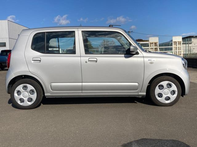 アルト ！先行初売！ＨＹＢＲＩＤ　Ｓ　２型　スズキセーフティーサポート　衝突被害軽減システム　アイドリングストップ　横滑り防止機能　衝突安全ボディ　オートライト　シートヒーター　キーレスエントリー（6枚目）