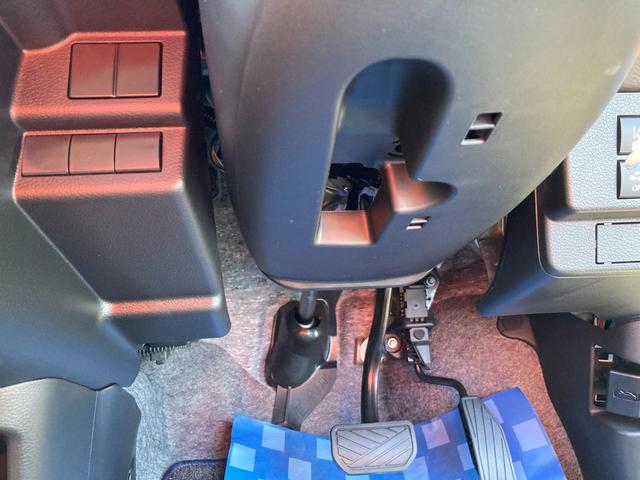 アルト ！先行初売！ＨＹＢＲＩＤ　Ｓ　２型　スズキセーフティーサポート　衝突被害軽減システム　アイドリングストップ　横滑り防止機能　衝突安全ボディ　オートライト　シートヒーター　キーレスエントリー（44枚目）