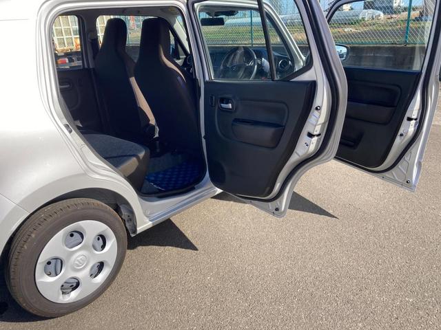 アルト ！先行初売！ＨＹＢＲＩＤ　Ｓ　２型　スズキセーフティーサポート　衝突被害軽減システム　アイドリングストップ　横滑り防止機能　衝突安全ボディ　オートライト　シートヒーター　キーレスエントリー（49枚目）