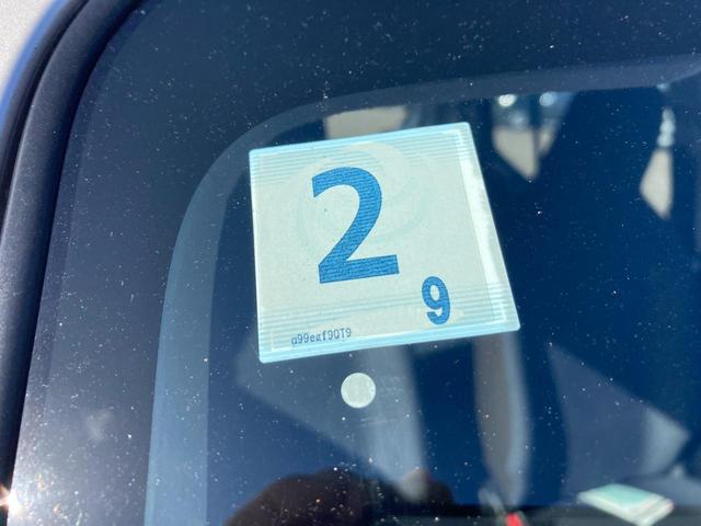 アルト ！先行初売！ＨＹＢＲＩＤ　Ｓ　２型　スズキセーフティーサポート　衝突被害軽減システム　アイドリングストップ　横滑り防止機能　衝突安全ボディ　オートライト　シートヒーター　キーレスエントリー（51枚目）