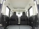 ご納車後の定期的点検に合わせて、「エンジンオイル&フィルター交換」を行うお得なメンテナンスパッケージの「安心メンテナンスパック」をおすすめしております。詳細については当店スタッフまでお尋ねください。