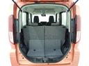 ご納車後の定期的点検に合わせて、「エンジンオイル&フィルター交換」を行うお得なメンテナンスパッケージの「安心メンテナンスパック」をおすすめしております。詳細については当店スタッフまでお尋ねください。