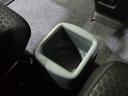 こんなところにもドリンクホルダーが!純正で付いていると車内にマッチしてます!新たに購入する必要が無いのも嬉しいですね!