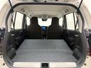 後部座席がフラットになりますので、いざという時にも便利ですね！キャンプ等、荷物の多いお出かけにもとっても便利ですよ♪